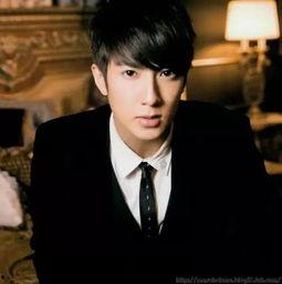 辰亦儒当年爆料吴尊视频,揭秘昔日兄弟情谊背后的真相